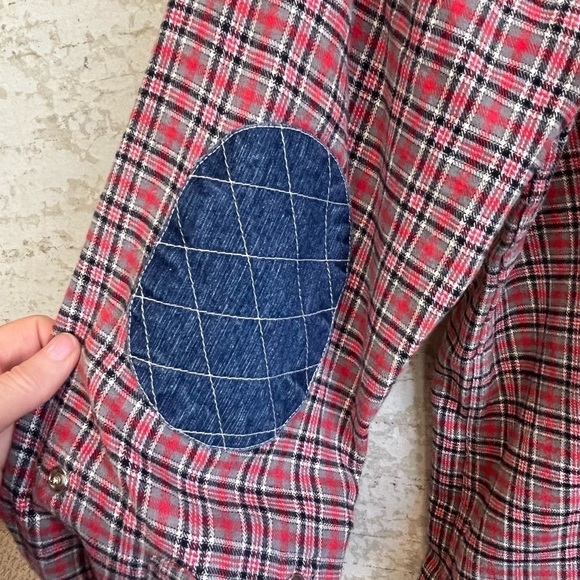 VTG Two Stoned Red Plaid Flannel Button Up Shirt Sz L Denim Elbow Patches Trim - Picture 10 of 15